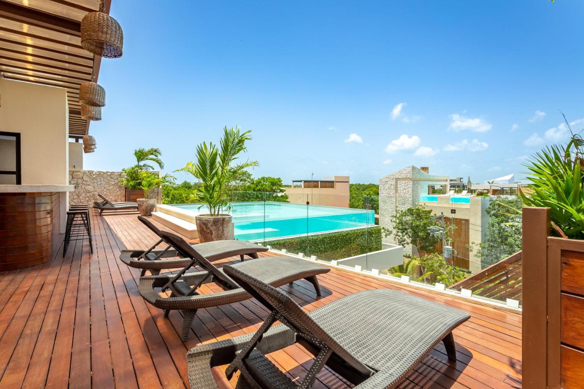 Maya Sky 2 Bedroom Penthouse *
