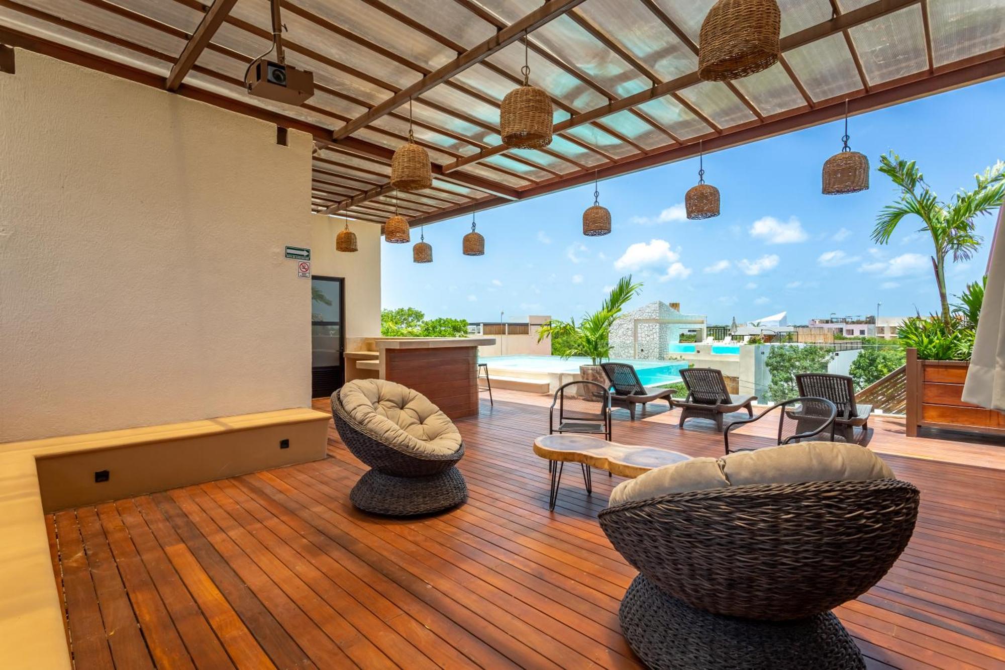 Maya Sky 2 Bedroom Penthouse Apartment *