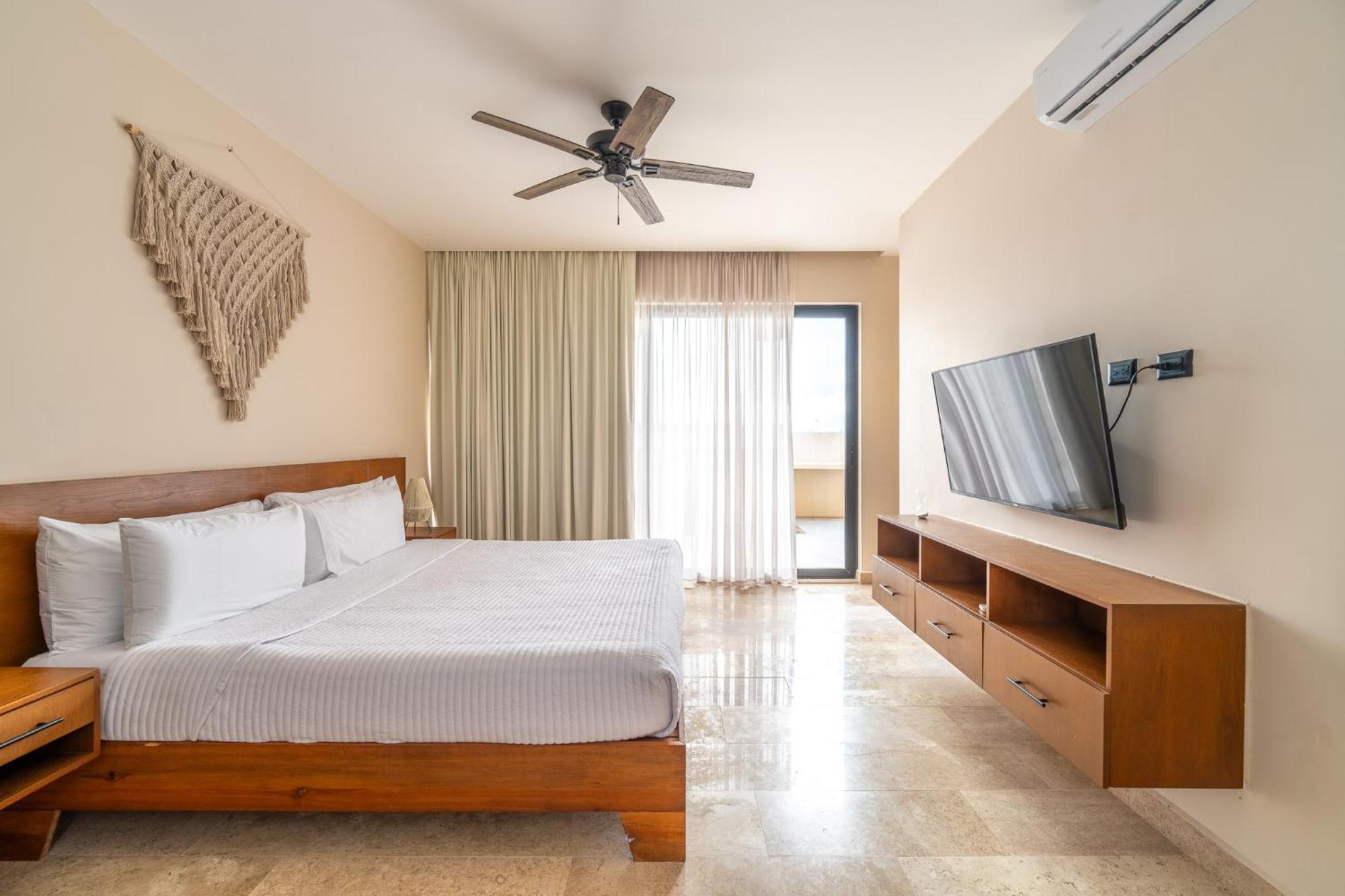 Maya Sky 2 Bedroom Penthouse Apartment *